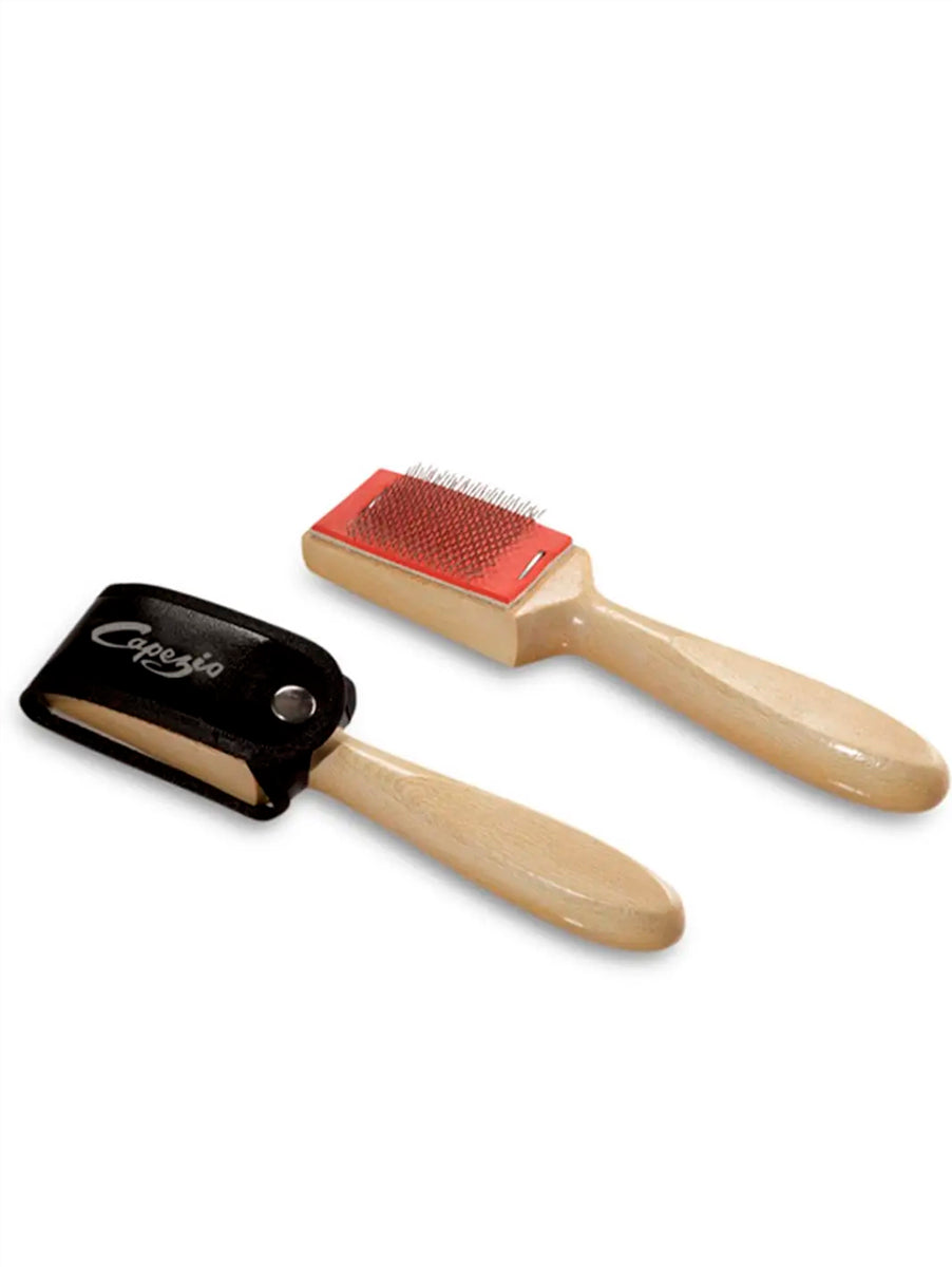 Suede Kiss Brush